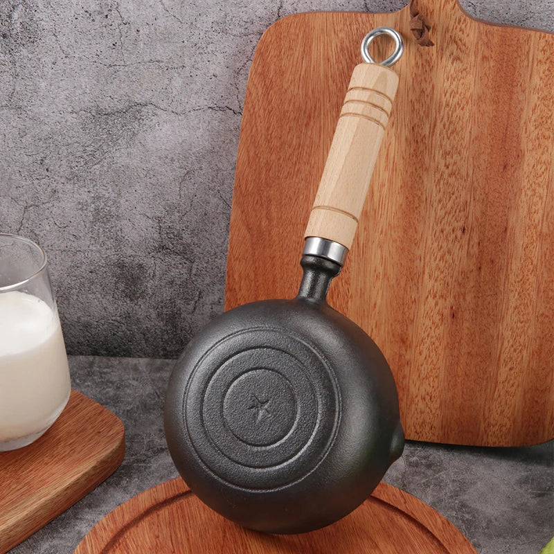 1Pc 12CM Cast Iron Mini Egg Frying Pan With Pour Spout Nonstick Milk Pan Butter Melting Pot Gas Stove Induction Cooker Universal Qme