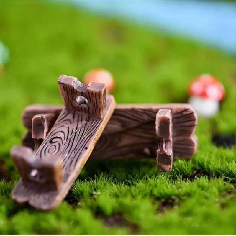 1 Mini Wooden Chair Pendant Moss Micro Landscape Couple Love Resin Qme