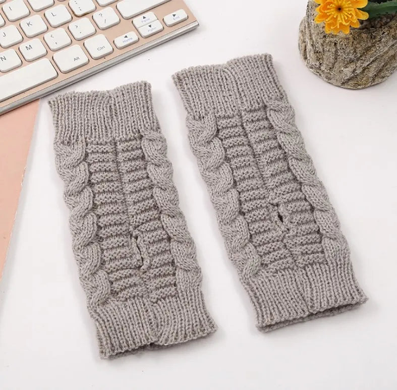 Women Knitted Fingerless Gloves Hand Warmer Winter Gloves Short Arm Sleeve Solid Color Work Mittens Casual Soft Female Gloves Qme GRAY length-20cm