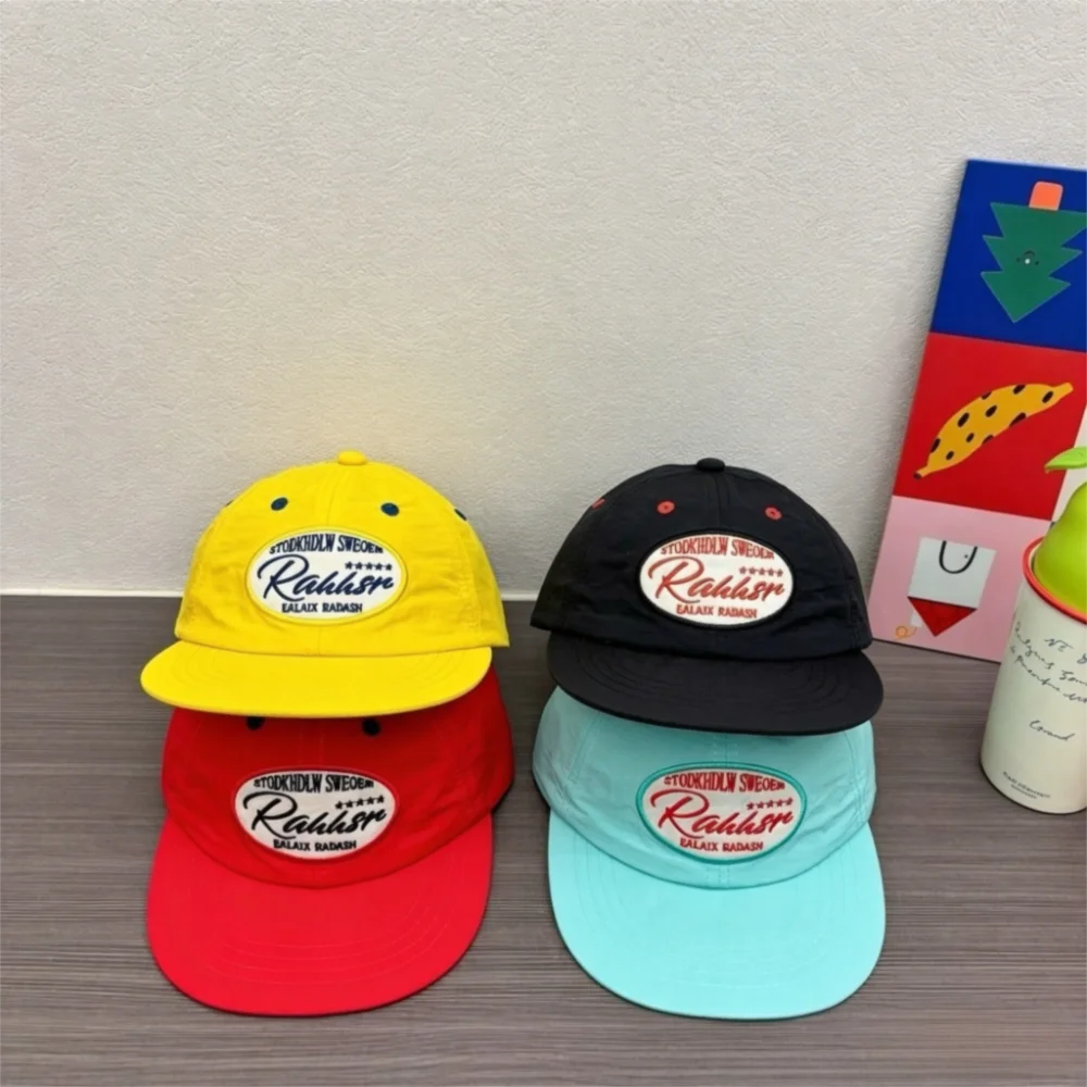 Breathable Quick-Drying Baseball Cap Embroidered Letters Sun Protection Lightweight Duckbill Cap Versatile Wear Flat Brim Qme