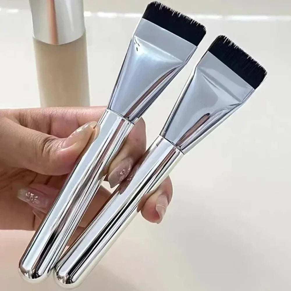 Ultra-thin Foundation Brush Korean Makeup Tool Primer Concealer Qme