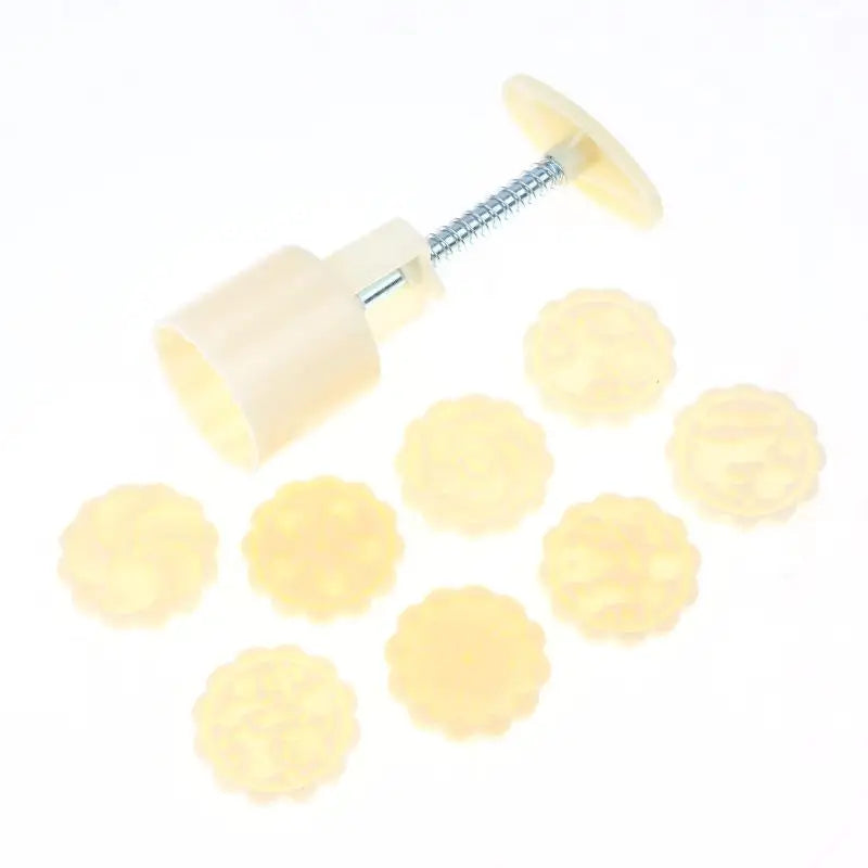 Food Safe Hand Press Flower Shaped Pastry Mold Multiple Stamps Non Qme 8Pcs