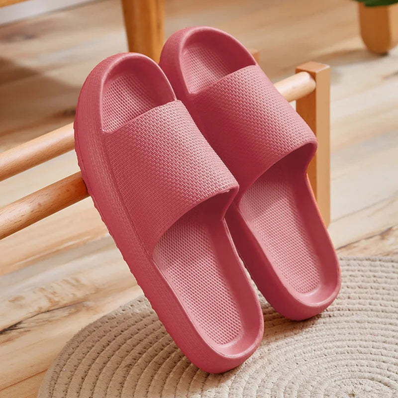 Women Thick Platform Cloud Slippers Eva Cfortable Non-Slip Home Slides Women Summer Lightweight Soft Sole Sandals Flip Flops Qme