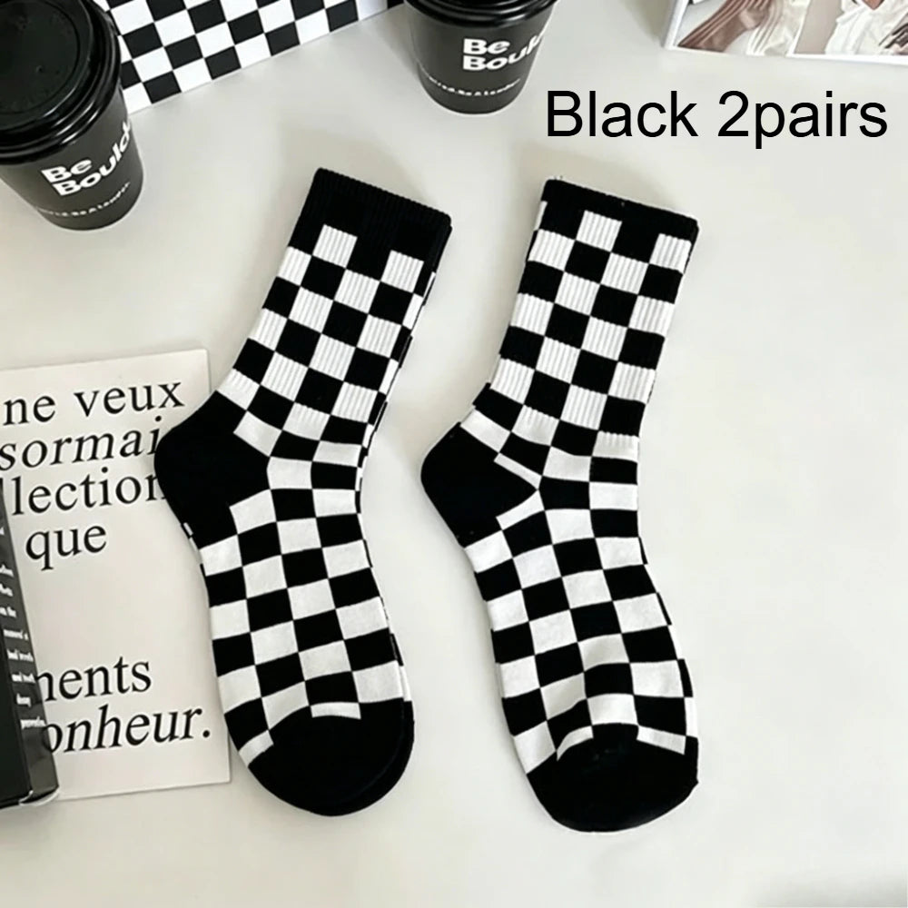 2Pairs Black White Checkerboard Crew Socks Unisex Cotton Breathable Streetwear Skateboard Casual Socks For Men Women Qme One Size Black 2 Pairs