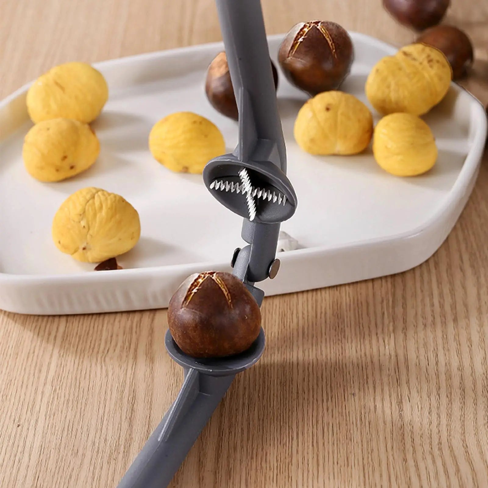 Chestnut Cutter Tool Multifunctional Nut Sheller Kitchen Gadget Efficient Manual Chestnut Peelers for Office Party Family Nights Qme