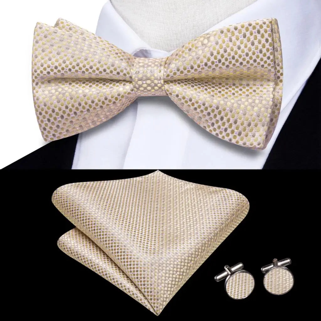 Hi-Tie Striped Black Red Mens Bow Tie Hankerchief Cufflink Pre-tied Silk Butterfly Knot Bowtie for Male Business Party Wholesale Qme S1-LH-2586