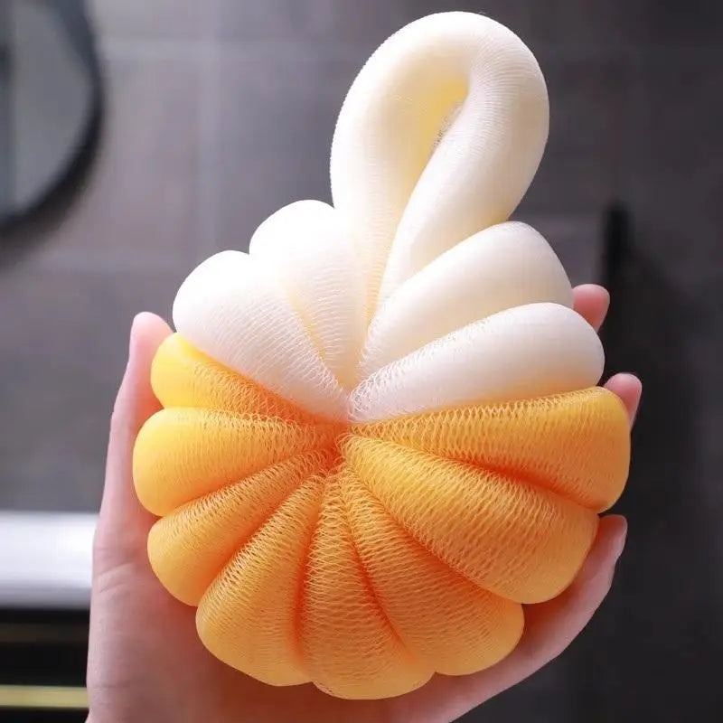 Pumpkin-Shaped Bath Ball - Two-Tone, Soft & Foaming Bath Sponge for Gentle Cleansing Qme