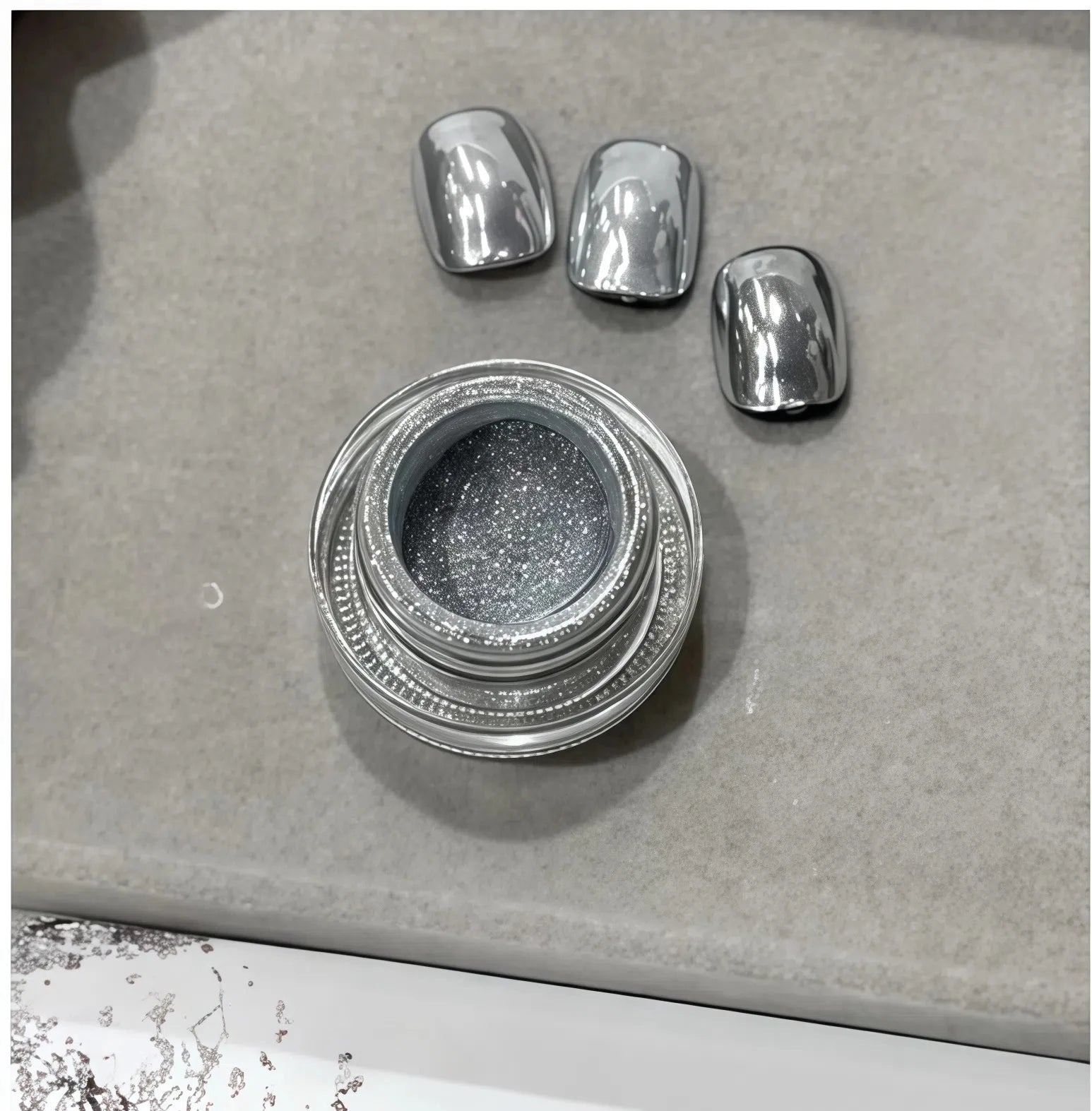 1 Mirror Chrome Nail Powde Gold Silver Coating Pearl Decoration Qme silver
