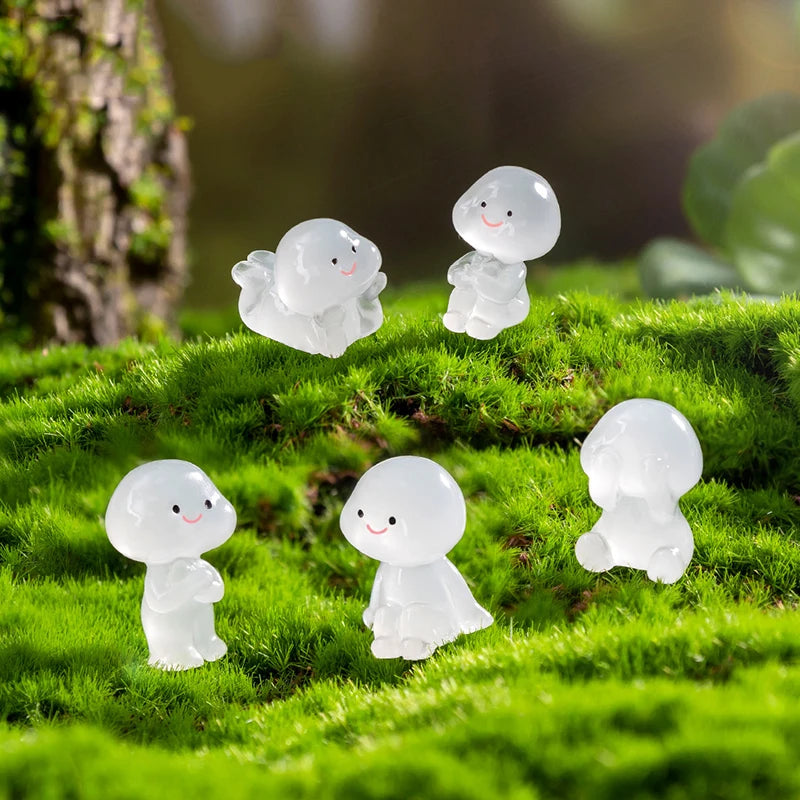 Cartoon Luminous Small People Figurines Glow Dark Cute Miniatures Qme