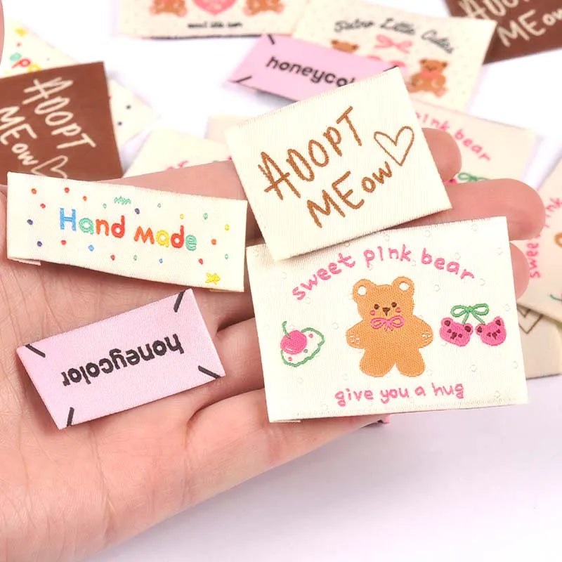 30pcs 19.5-55mm Cute Bear Fabric Labels, Handmade Sew On Tags for DIY Clothes Bags Crafts Decoration cp3860 Qme