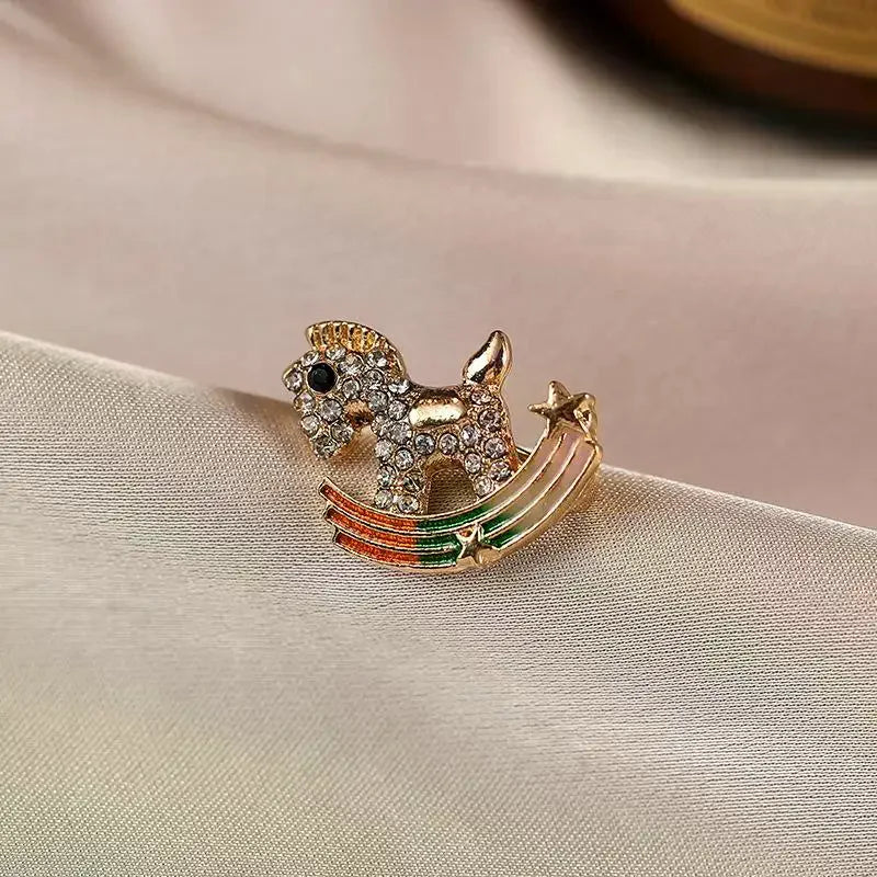 Luxury Rhinestone Horse Brooches For Women Men Anti-glare Animal Lapel Pin Fashion Clothing Jewelry Accessories Gift Qme Default Title