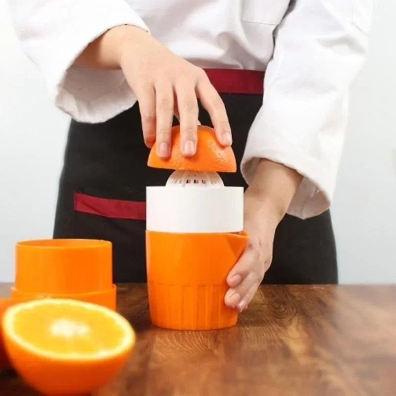 Portable Manual Juicer Cup - Instant Fruit Juice for Your Active Lifestyle Qme