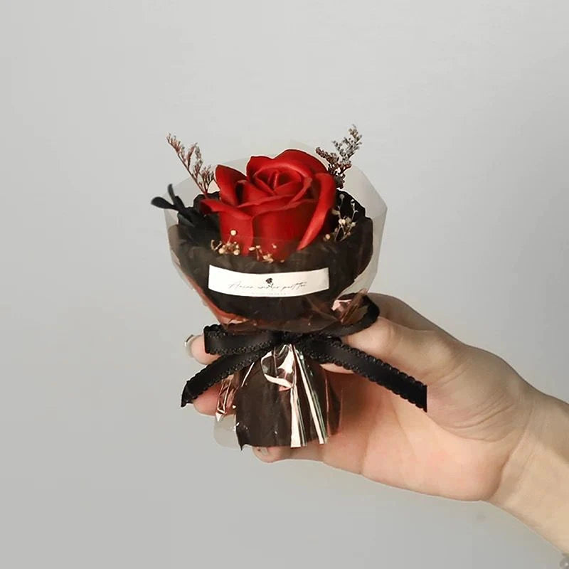 Mini Pocket-meeting Small Bouquet Rose Sunflower Eternal Flower Qme A6