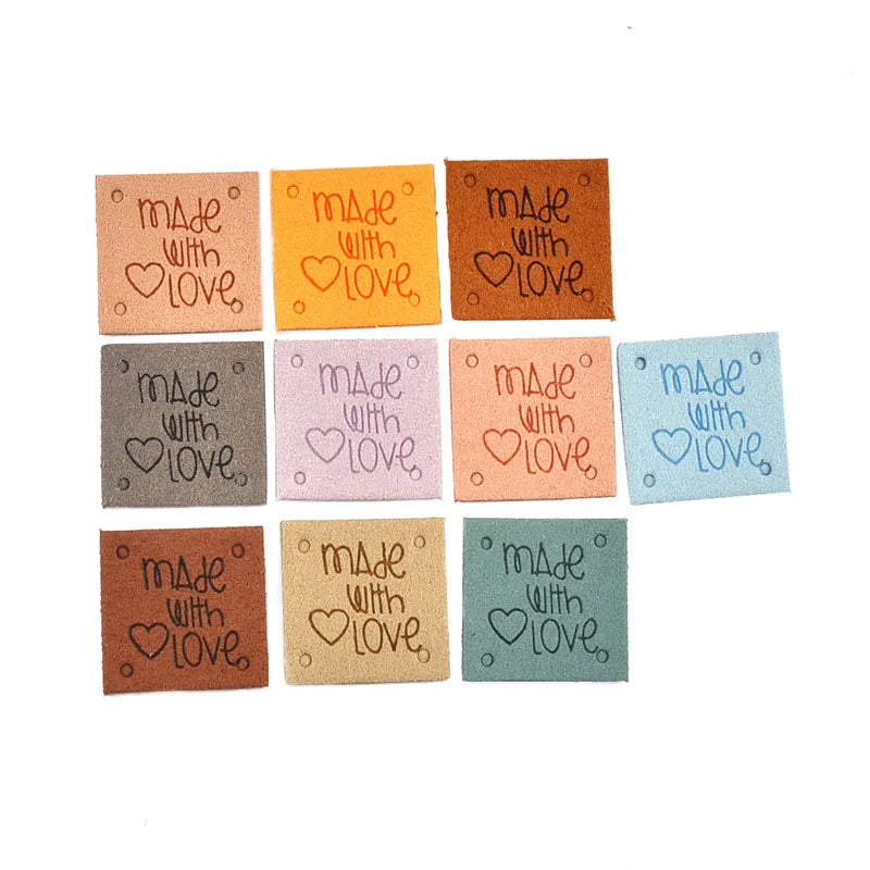 20Pcs 2.5cm Colorful Square Leather Letter Embossed Labels For Garments Bag Handmade Accessories Sewing Clothes Decoration c4015 Qme Mixed-20Pcs