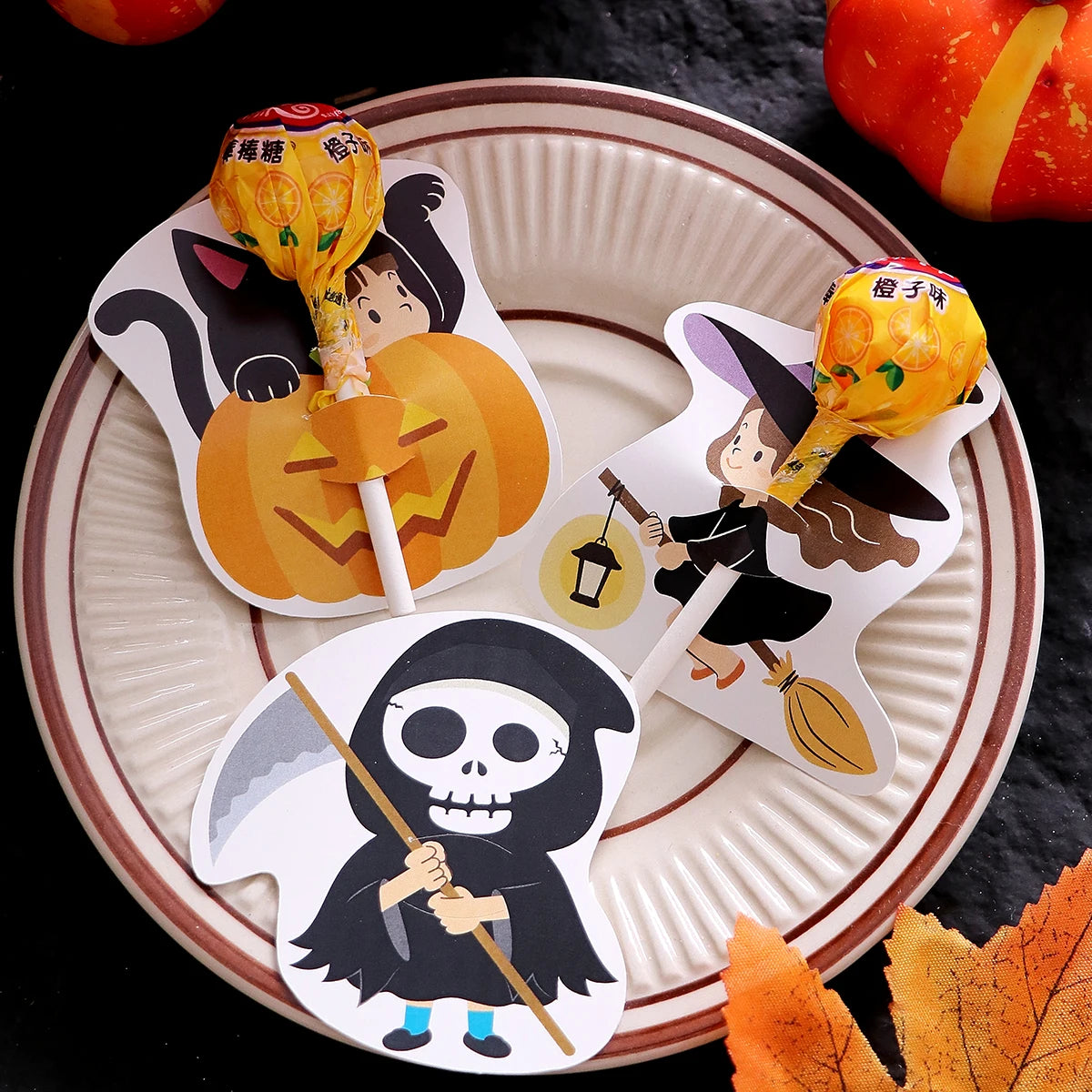 Halloween Lollipop Cards—Pack of 30: Fun Halloween Candy Cards for Kids, Featuring 6 Different Witch Designs to Celebrate Halloween Qme