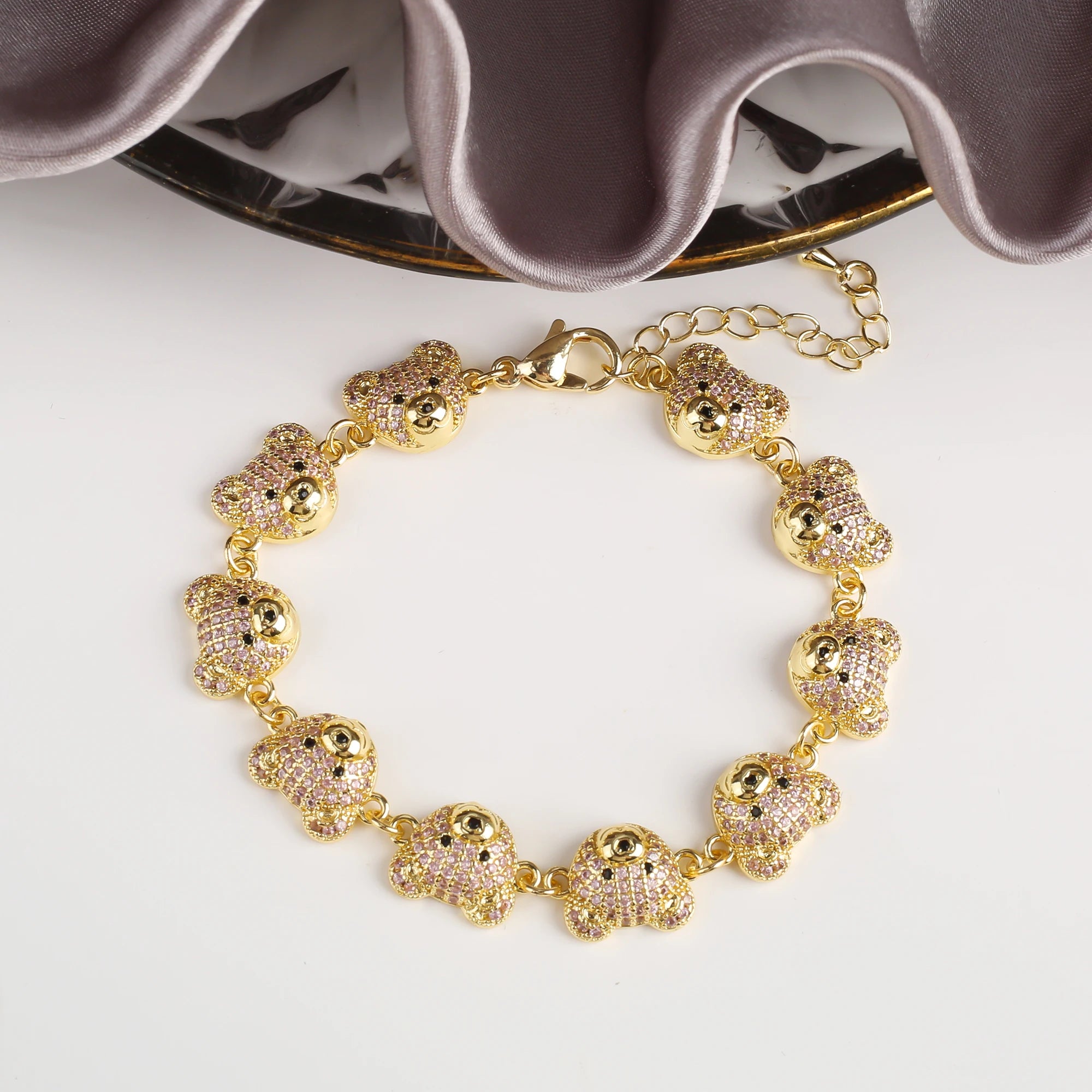 9 Colors Luxury Bear Shiny Zirconia Bracelet Classic Animal Adjustable Bracelet for Women Party Wedding Daily Wear Jewelry Gift Qme Pink
