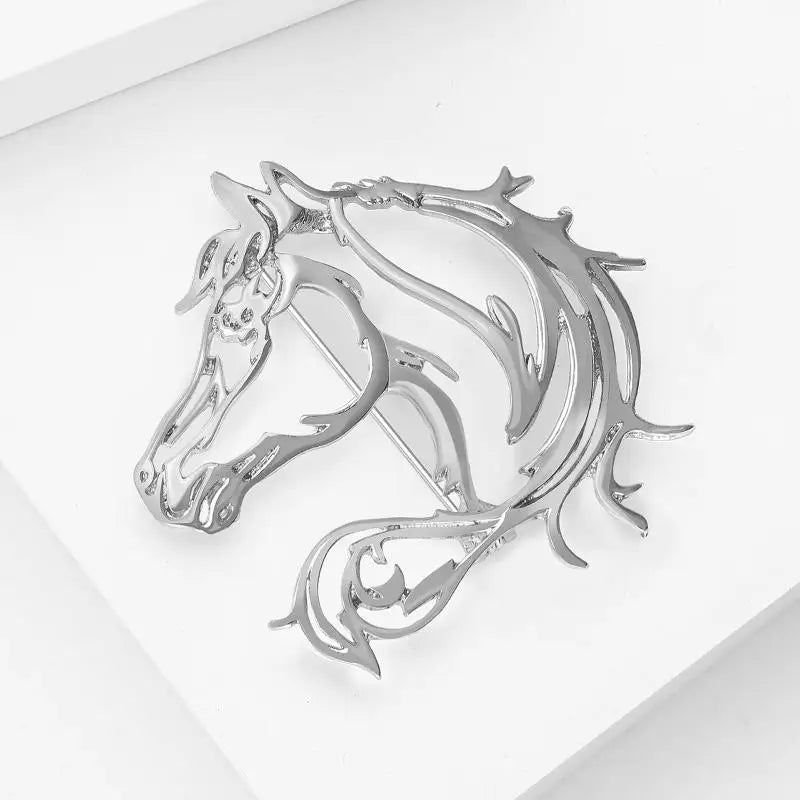 Simple Hollow Horse Brooch For Women Men Personality Alloy Smooth Animal Pin Brooch Fashion Clothing Jewelry Accessories Gift Qme