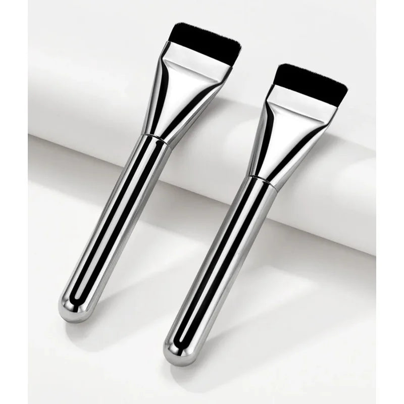 White Plastic Handle Flat Foundation Makeup Brush Soft Synthetic Hair Qme