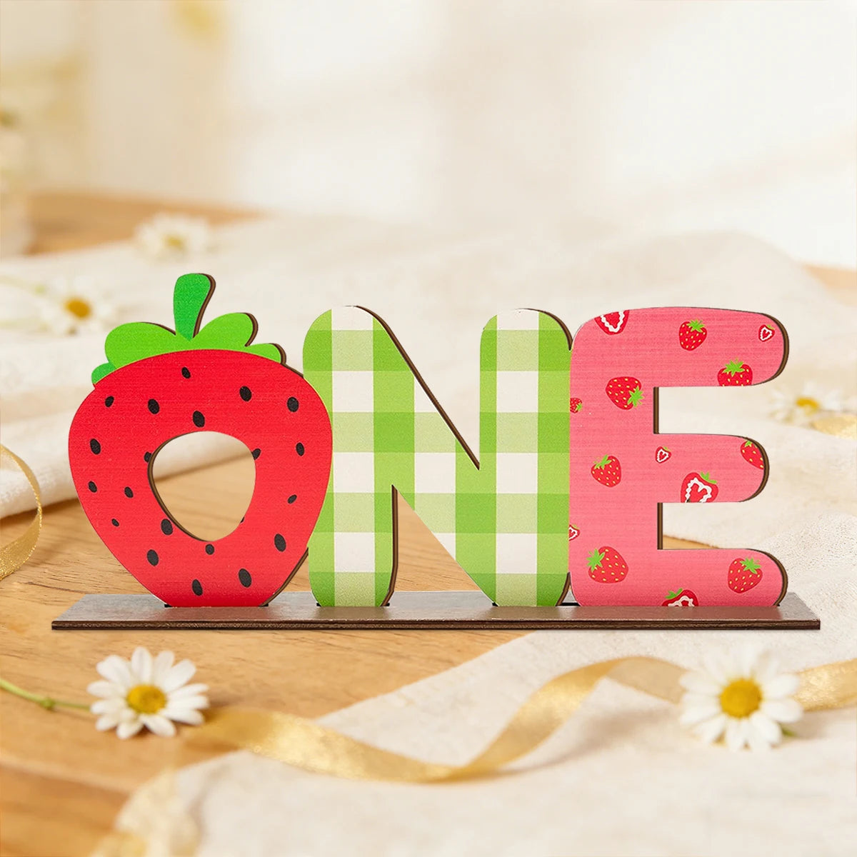 1SET 2D cartoon strawberry green pink grid "ONE" letter wooden desktop decoration, birthday party desktop decoration Qme Default Title