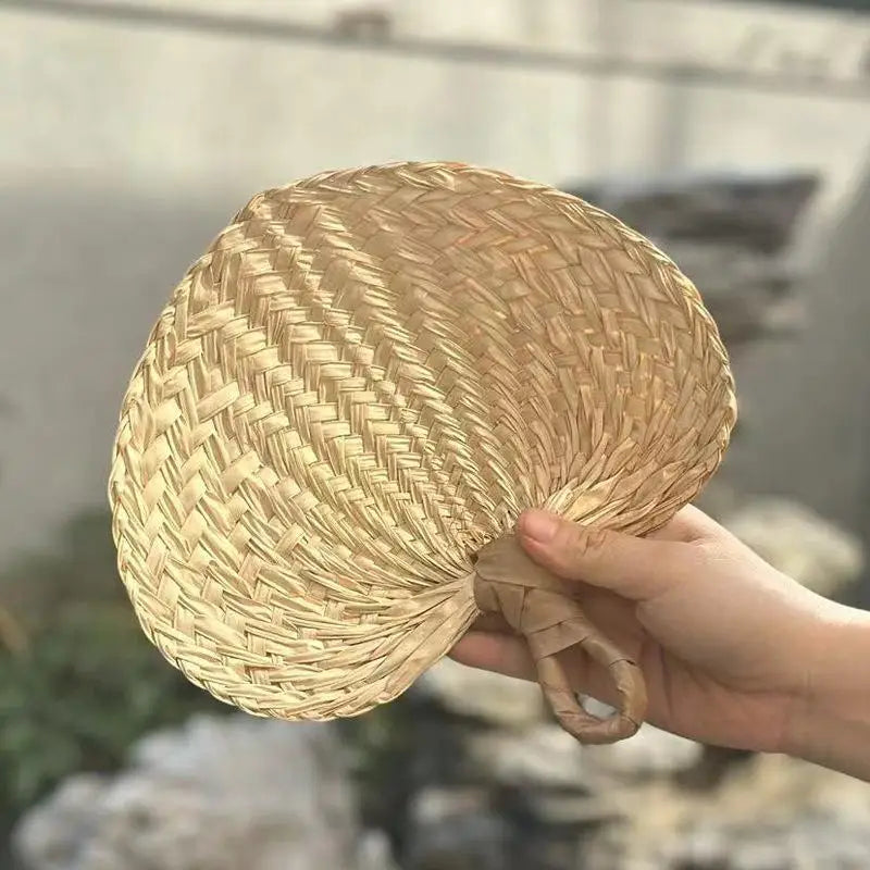 Vintage Palm-Leaf Palm-Leaf Fan Lightweight Natural Cooling Fan Handmade Fan Home Decoration Qme about 20-23cm
