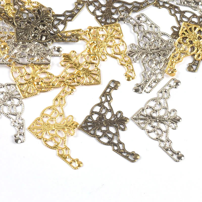 20Pcs 3 Color Antique Corner Protector Filigree Wraps Metal Crafts Box Connectors For Jewelry Findings Scrapbook DIY Home Decor Qme