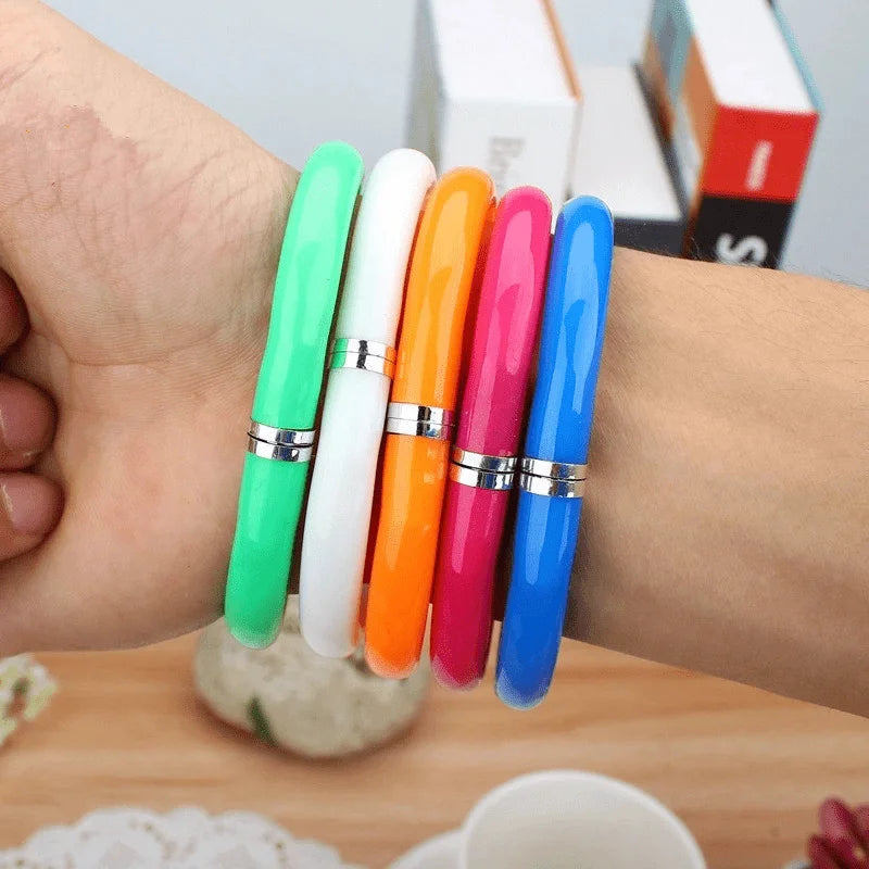 Novelty Bracelet Ballpoint Pen, Flexible Wrist Pen, Creative Stationery for Students, Office & Gift, Random/Selected Color Qme