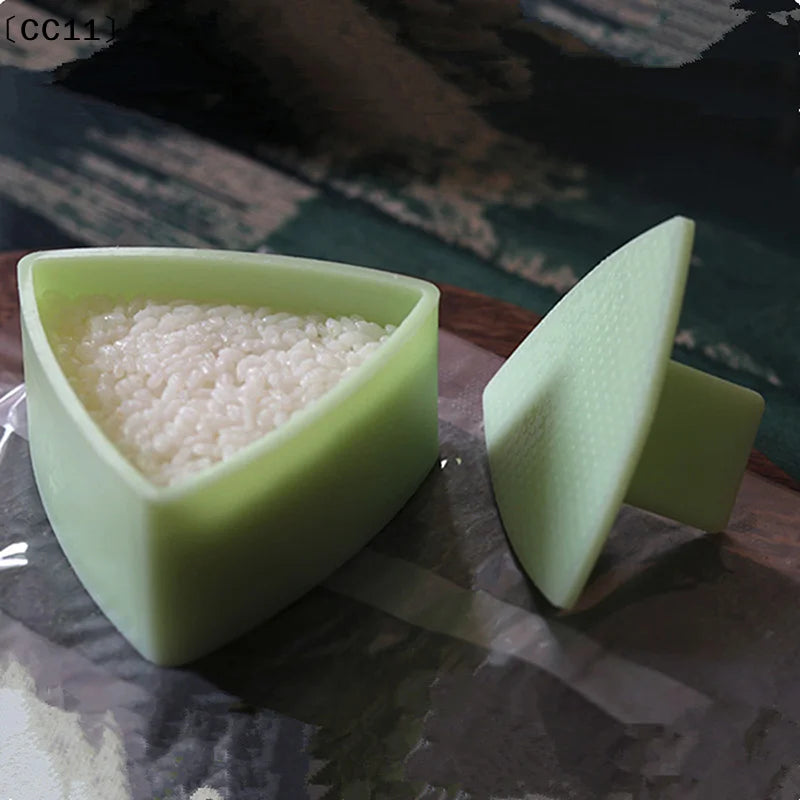 CC11Triangular Onigiri Mold Kitchen Food Utensils Sushi Press Qme