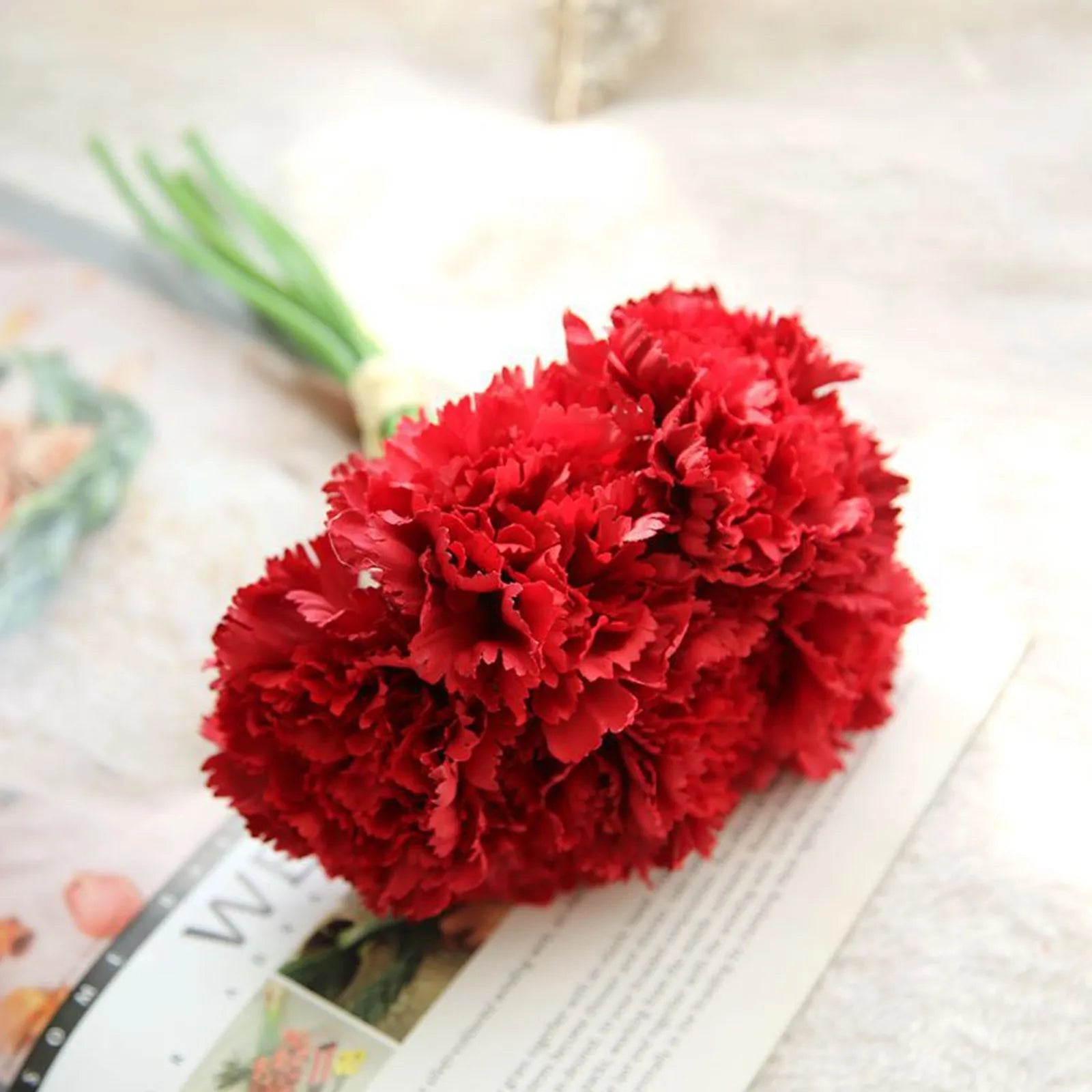 Beautiful Exquisite Successful Carnation Bouquet Holding Flowers Mother's Day Simulation Flower Decoration For Mom Makes Happy Qme red L