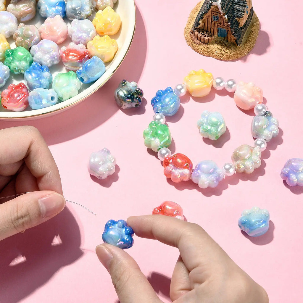 100Pcs Random Color Cute Cat Paw Beads Acrylic Animal Paw Print Spacer Beads Paw Print Beads for Bracelet Jewelry Making DIY Qme