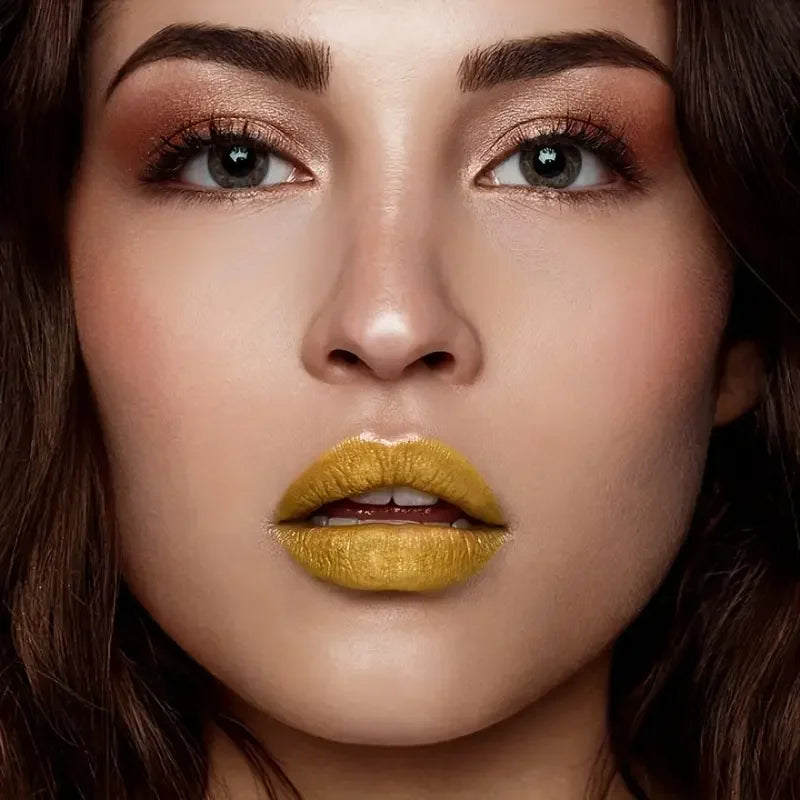 Luxurious Golden Bar Lipstick Long-lasting Matte Velvet Finish Qme