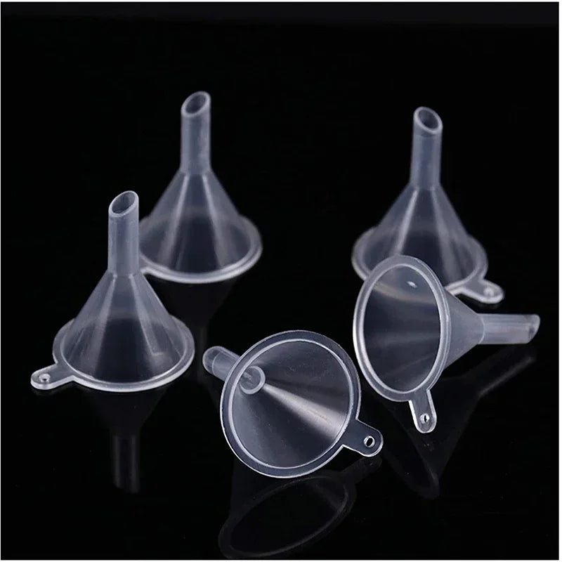 100pcs/lot Plastic Small Funnels For Perfume Mini Liquid Oil Funnels Kitchen Gadget Empty Bottle Packing Tools Qme