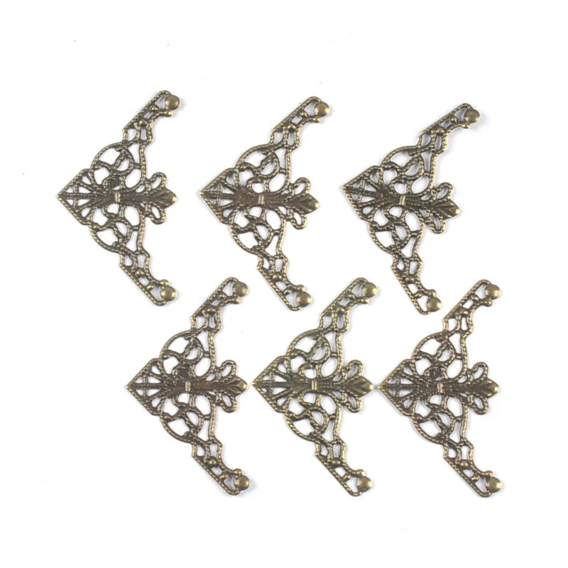 20Pcs 3 Color Antique Corner Protector Filigree Wraps Metal Crafts Box Connectors For Jewelry Findings Scrapbook DIY Home Decor Qme Bronze
