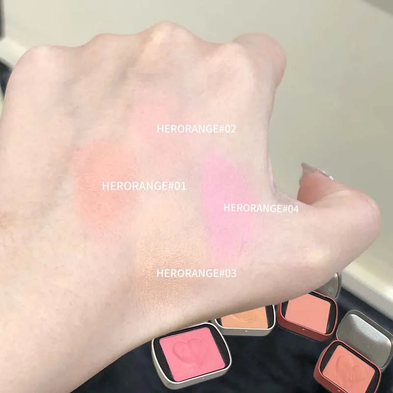 HERORANGE Delicate Smooth Blush Square Iron Box Monochrome Cream Qme