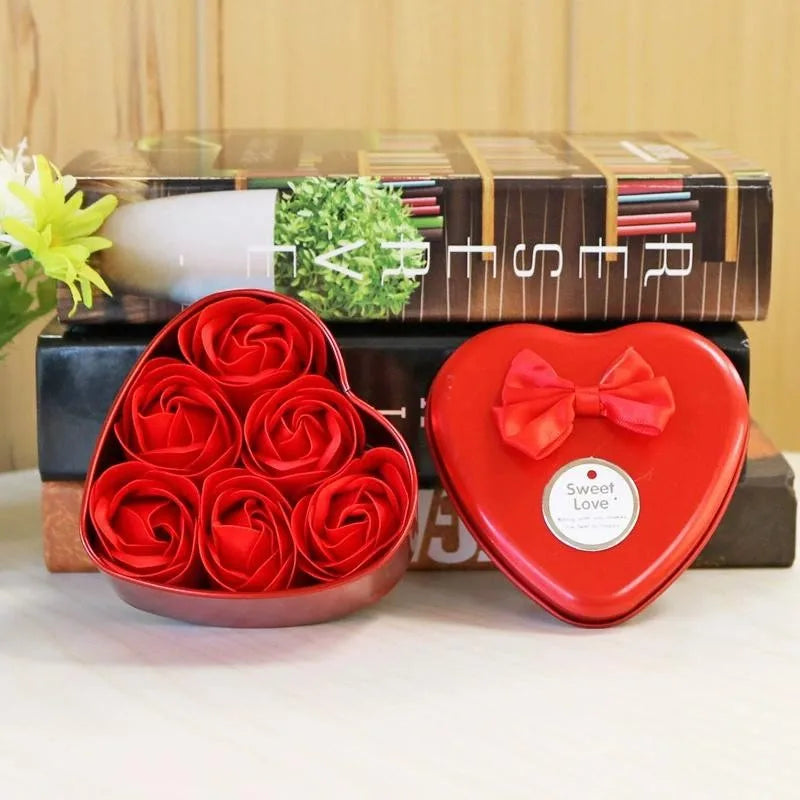 6Pcs Heart-shaped Rose Gift Box Simulated Rose Soap Flower Mother's Day Rose Gift Box Valentine's Day Rose Gift Wedding Souvenir Qme Red