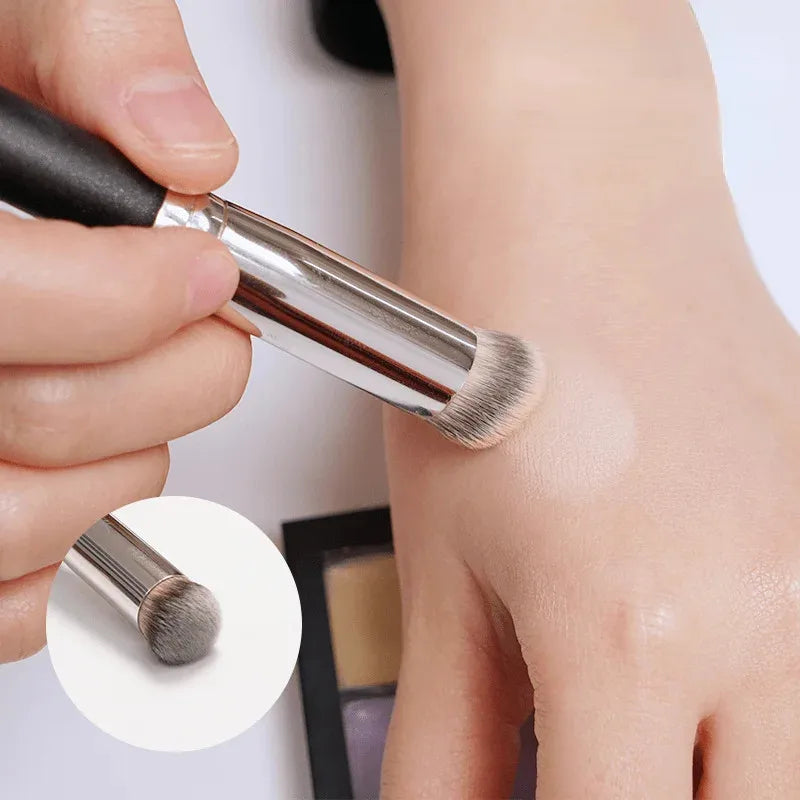 270 Concealer Brush Flawless Foundation Eye Intense Face Makeup Qme E7-600-A