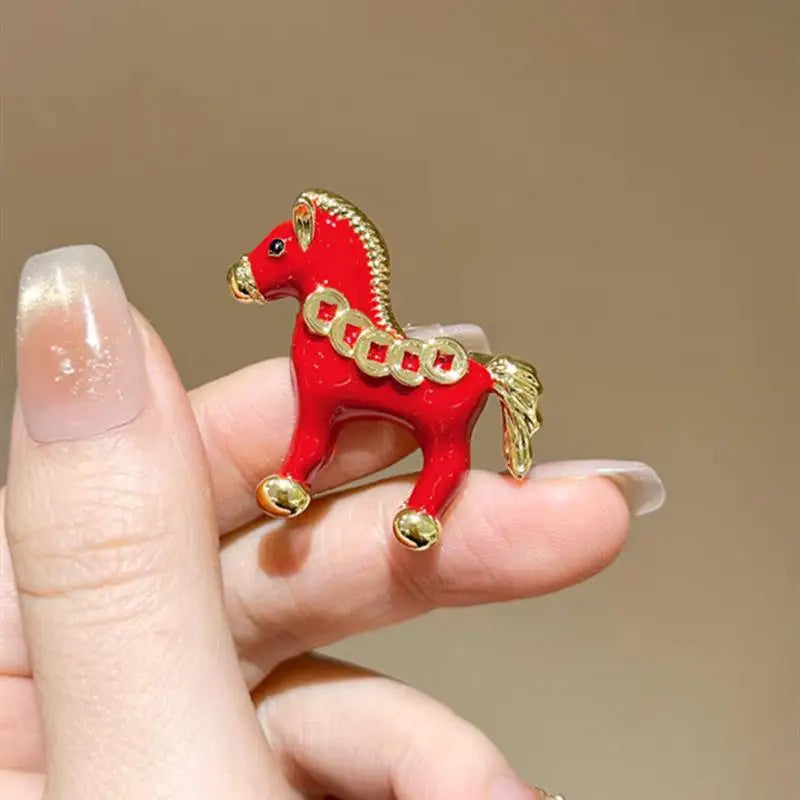 Cute Red Dripping Oil Zodiac Pony Brooches Versatile Animals Horse Corsage Pins Clothing Accessories New Year's Day Gifts Qme style 1