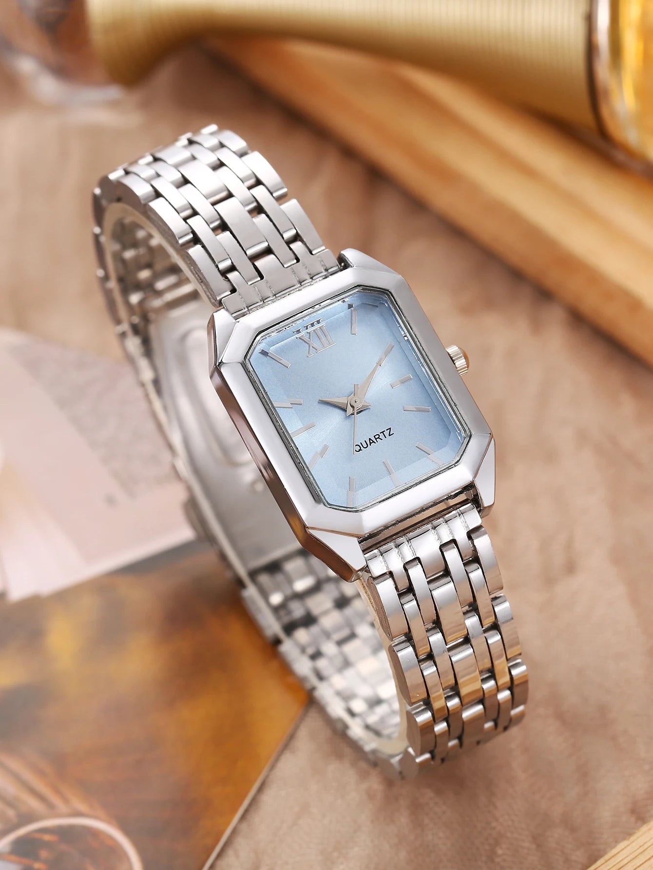 1pcs Simple and Versatile Square Women's Watch with Steel Strip Fashion Quartz Watch Fashion Student Watch Qme silver blue