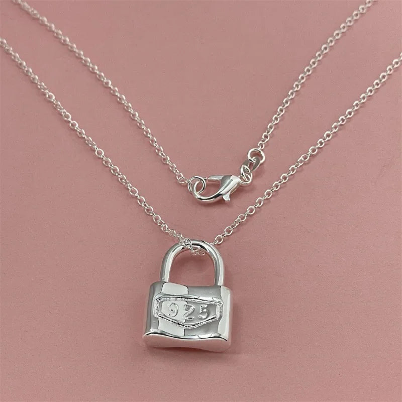 New Charms 925 Sterling Silver Luxury Lock Lovely Necklace for Women Fashion Party Gift Affordable Jewelry Boutique Accessories Qme
