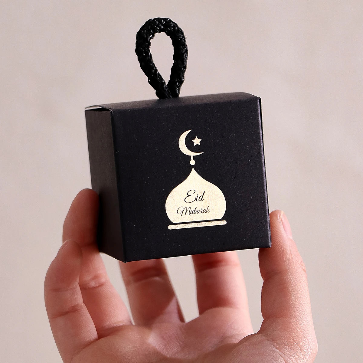 Set of 5 Elegant Mini Eid Al-Adha Gift Boxes with Gold Design and Twist Handles Perfect for Storing Candies, Chocolates and Sma Qme