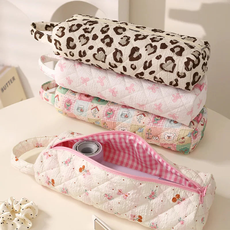 A Storage Bag Large Capacity Polyester Material Portable Wear-resistant Portable Drum Hair Dryer Bag Floral Storage Bag Qme