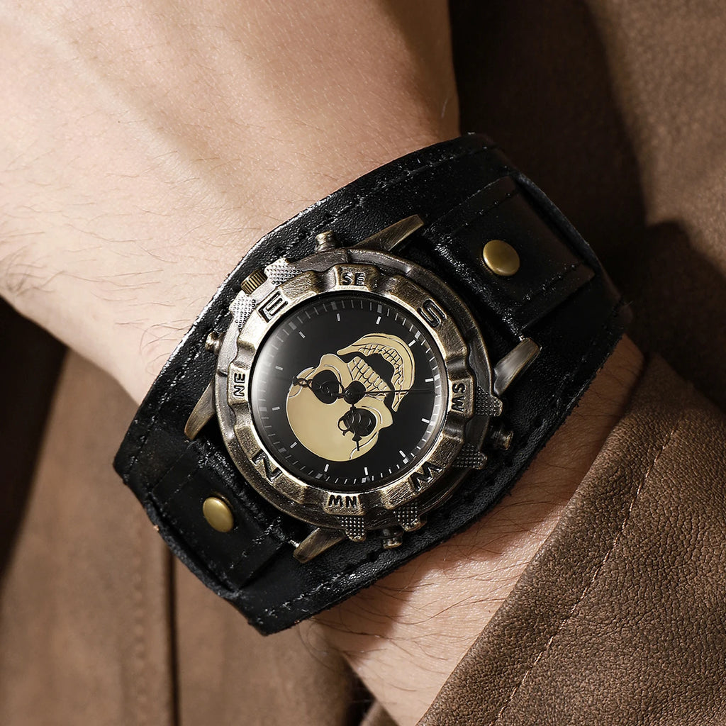 Men Punk Skull Quartz Watch Wide Black Leather Band Compass Bezel Vintage Retro Male Wrist Watch Gift Qme