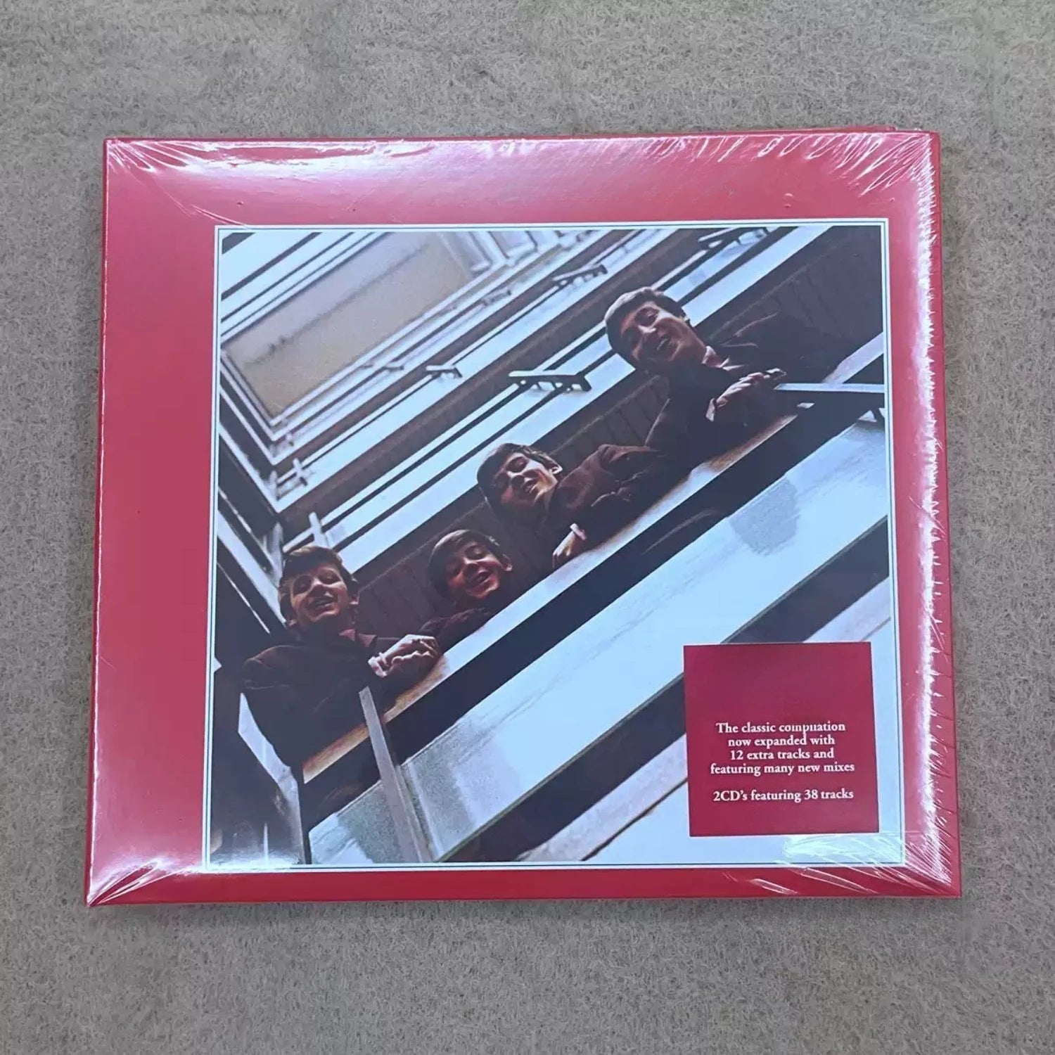Timeless British Rock Expanded Compilation Set, Dual Blue & Red Covers, with Remastered Tracks & Extra Studio Recordings Qme A
