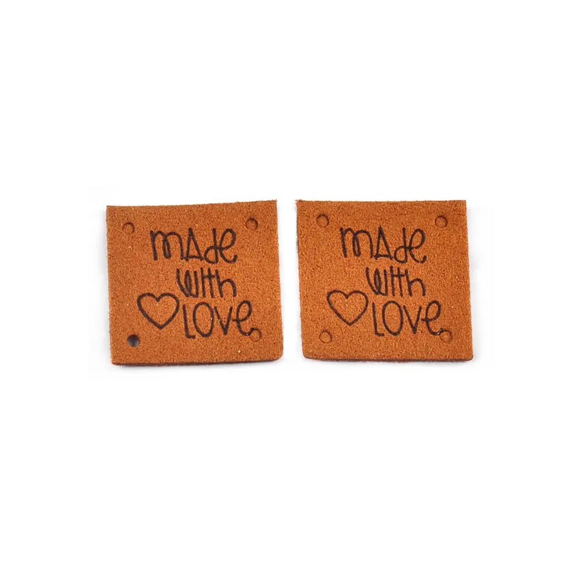 20Pcs 2.5cm Colorful Square Leather Letter Embossed Labels For Garments Bag Handmade Accessories Sewing Clothes Decoration c4015 Qme 8-20Pcs