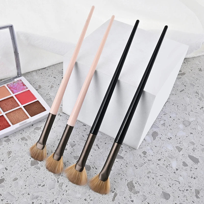 1 Slim Soft Facial Fan Brush Makeup Cosmetic Multi Use Mask Tool Qme