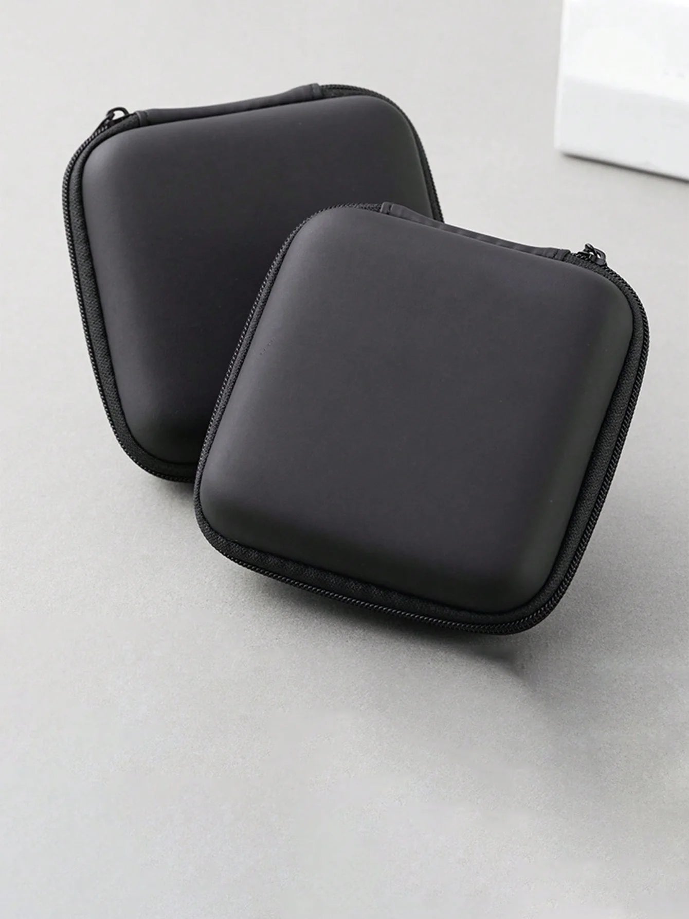 Data Cable Storage Bag Portable Bluetooth Headset Box Digital Product Qme