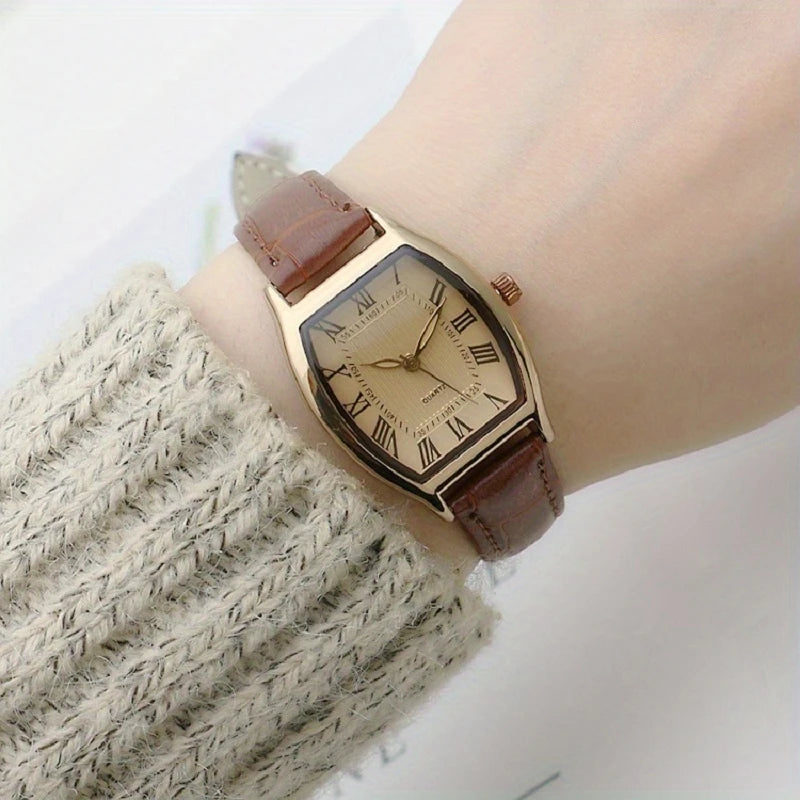 Vintage Pointer Quartz Watch Minimalist Roman Numeral Dial Wristwatch With Leather Watchband For Women Men Qme brown