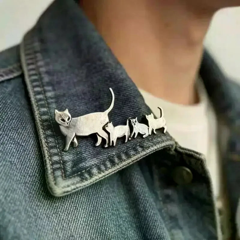 Animal Jewelry Fashion Cute Cat Family Brooch Jewelry Silver Backpack Brooch Minimalist Gold Cat Brooch Bags Qme