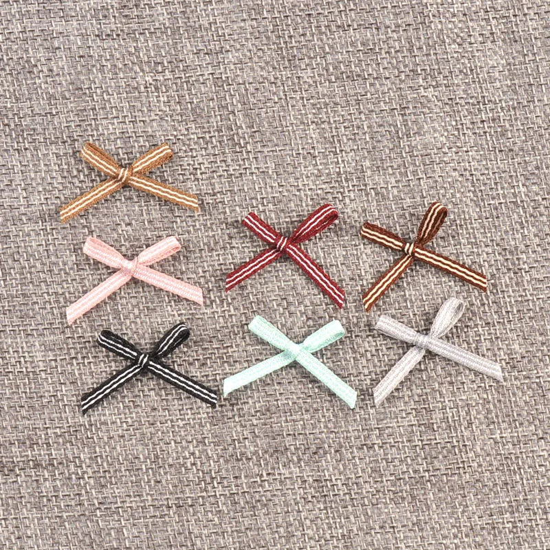 30pcs 2.4-4.5cm bowknot Shape Christmas Style Appliques For DIY Clothing Hat Home Decorative Accessories Holiday Supplies Qme 4-3.1x2.4cm
