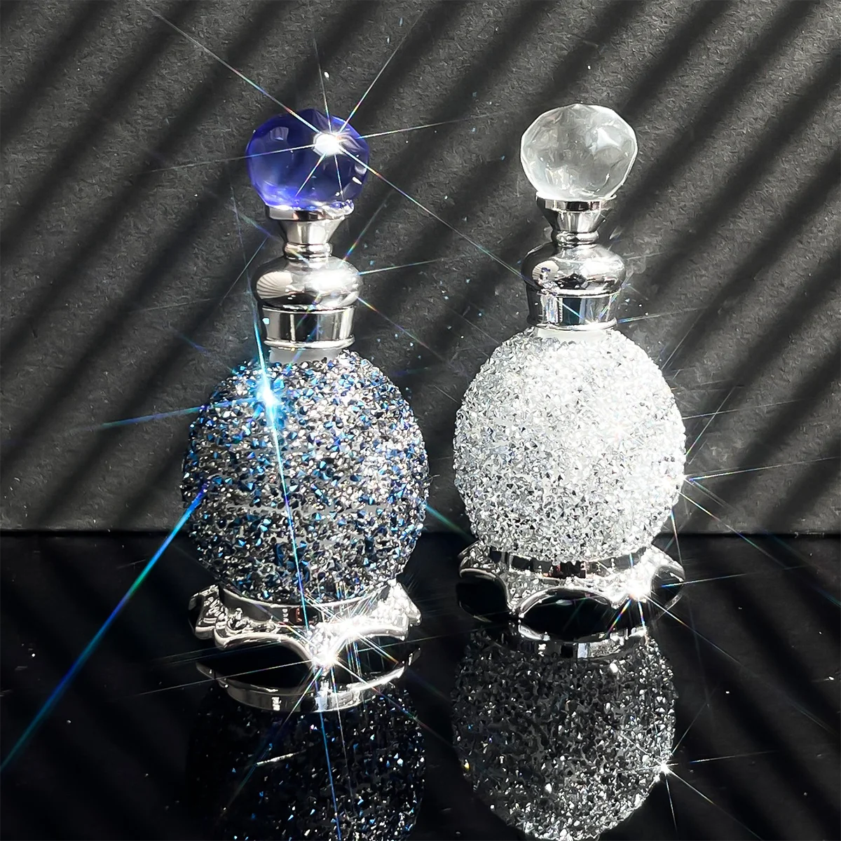 15ml Perfume Decanter Bottle,Luxuriou Perfume Bottle with Sparkling Rhinestone Decoration,Dropper Essential Oil Dispenser Bottle Qme