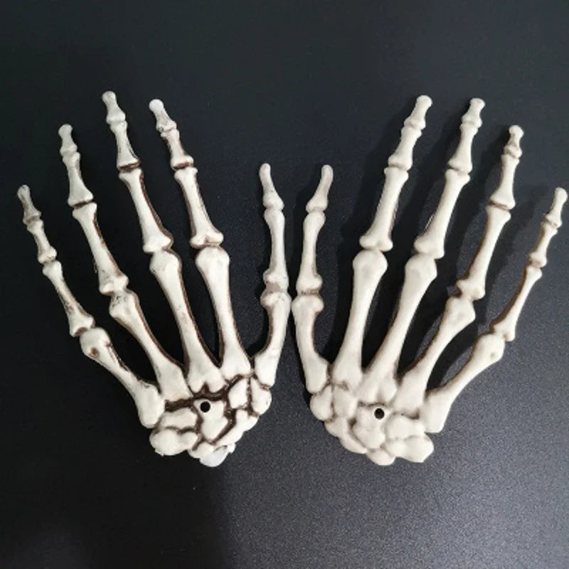 Realistic Fake Skeleton Hand Halloween Scary Skull Decors Zombie Party Haunted House Halloween Terror Plastic Decoration Props Qme
